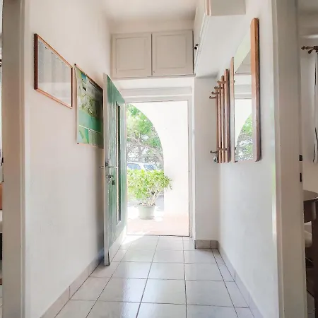 Zorica *** Apartment Brela