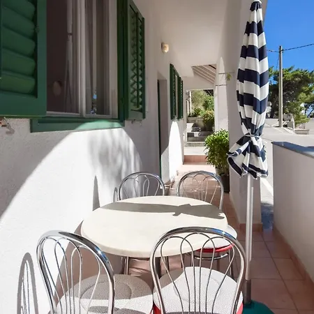 Apartment Zorica *** Brela